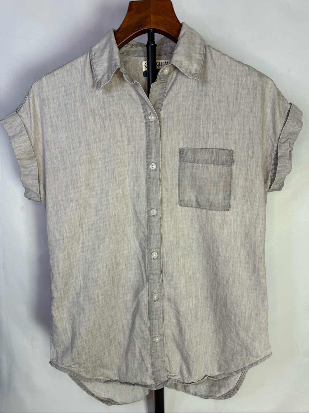 Magellan Outdoors - Short-Sleeve Button-Up Shirt Light Gray - Size XS